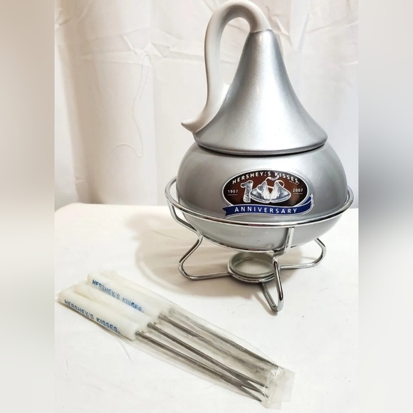 Hershey's Kisses 100th Anniversary Dessert Fondue Ceramic Set Limited Edition - Picture 2 of 11